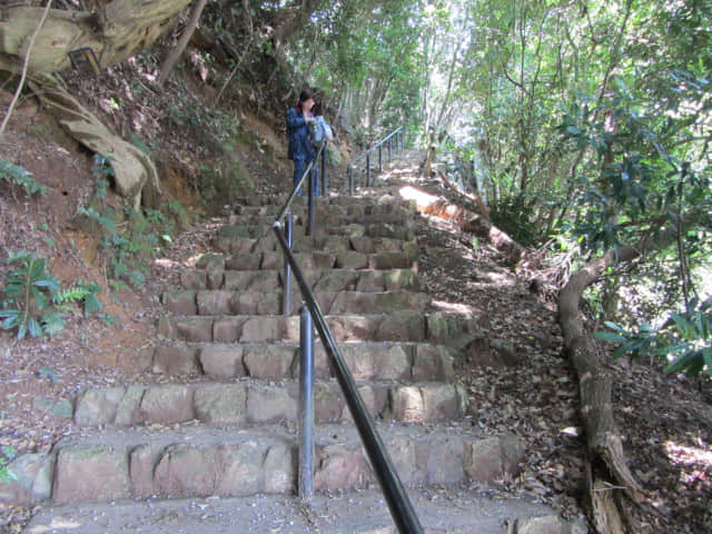 濱松舘山 登山路石級