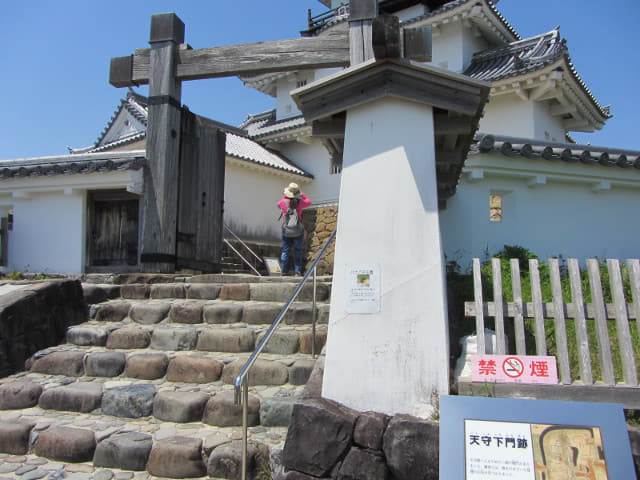 登上掛川城本丸天守閣