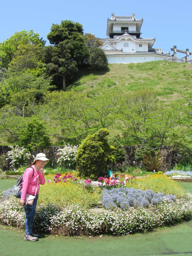 掛川城本丸廣場 掛川城公園．花廣場 眺望天守閣