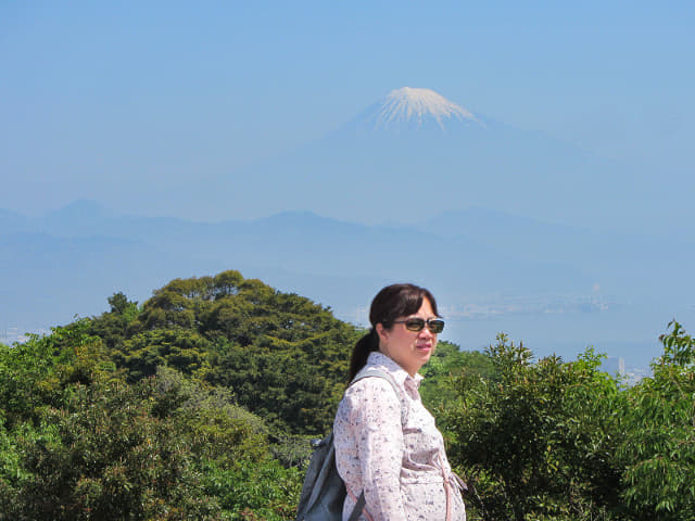 静岡市 日本平山頂展望台 (吟望台) 眺望富士山