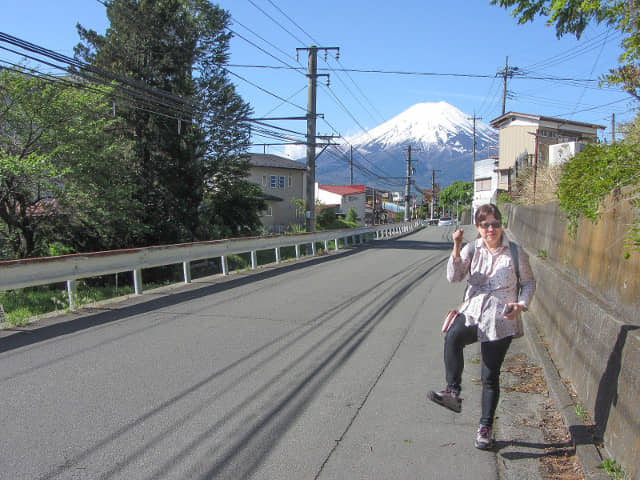 山梨縣富士吉田市 新倉淺間公園登山口 富士山