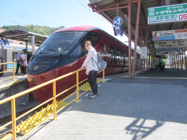 山梨縣富士河口湖町 河口湖駅 (Kawaguchiko station)