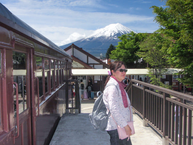 山梨縣富士河口湖町 河口湖駅 富士山景色