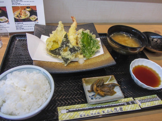 富士河口湖町 天ぷら忍者餐館 海鮮天婦羅定食