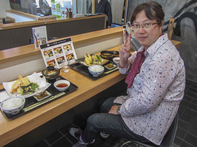 富士河口湖町 天ぷら忍者餐館 海鮮天婦羅定食、混合天婦羅定食