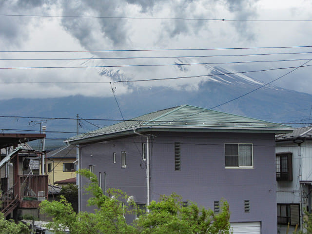 山梨縣富士吉田市 富士龍丘酒店 房間窗外便是富士山