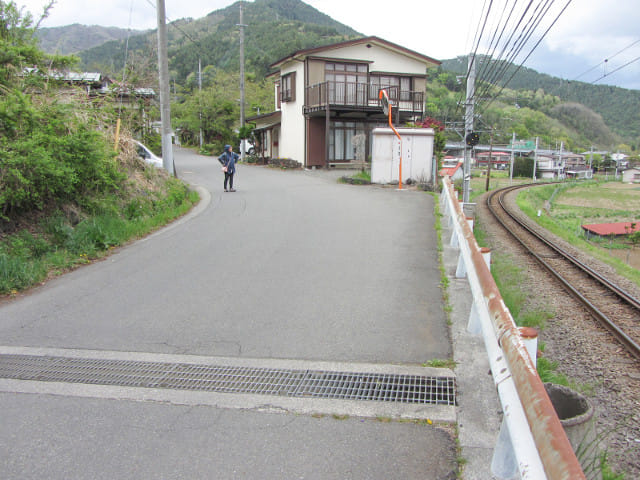 山梨縣富士吉田市 步行往新倉山淺間公園 (新倉富士淺間公園、新倉淺間公園)