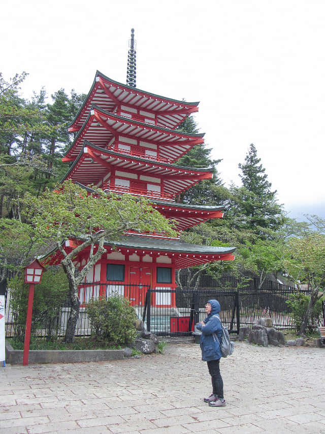 山梨縣富士吉田市 新倉山淺間公園 (新倉淺間公園) 忠靈塔