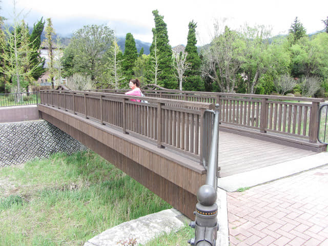 山梨縣富士河口湖町 河口湖畔步道 山の神川