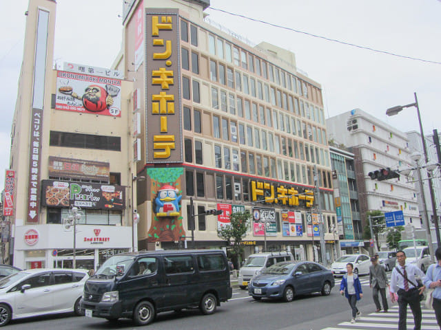 東京都．立川市 沿北口大通り