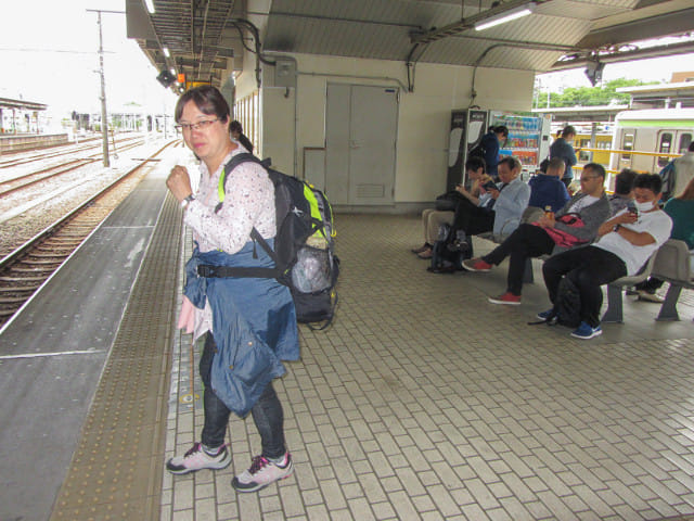 東京都．拝島駅 月台