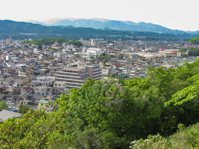 羊山公園 見晴らしの丘 (見晴之丘) 俯瞰秩父市